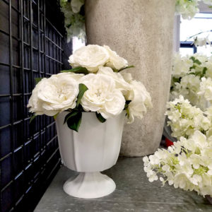 Tulip Design Plastic Compote 8.5"